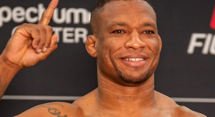 Malhadinho encara Jairzinho de olho em vaga no top-10 ranking do UFC