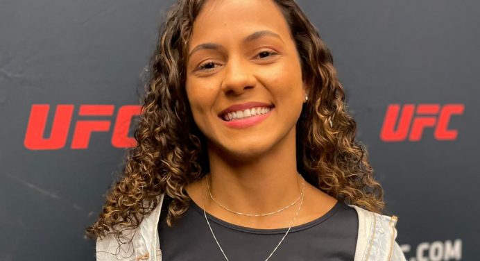 Dana White revela que perdeu luta de Natália Silva por chegar atrasado em evento