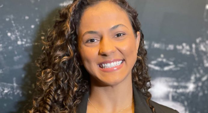 Brasileira pede bônus após Dana revelar que perdeu luta por chegar atrasado em evento