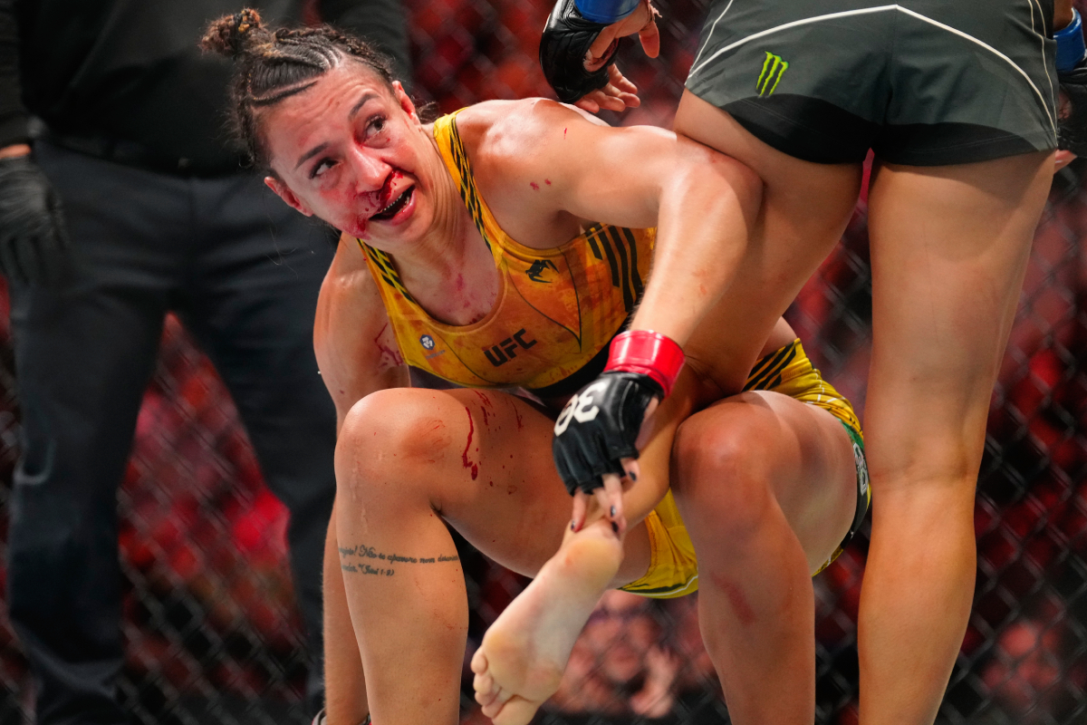 Amanda Ribas foi nocauteada por Maycee Barber no UFC