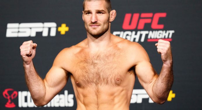 Campeão do UFC, Sean Strickland detona Belal Muhammad por apoio à Palestina