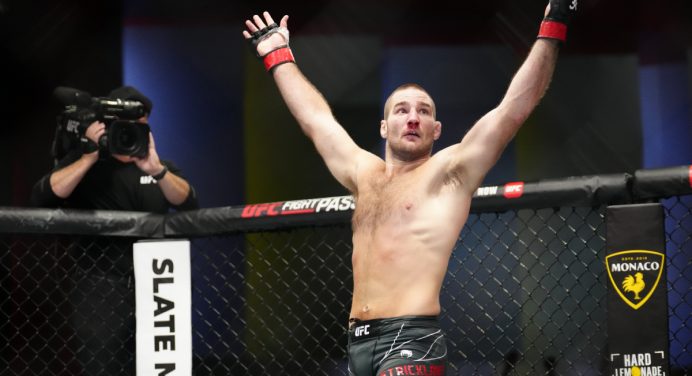 Ex-campeão, Sean Strickland rompe com treinador após críticas por atuação no UFC 312