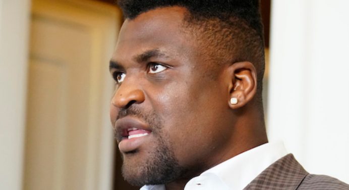 Boxe: Ngannou abre como azarão nas bolsas de apostas para luta contra ex-campeão