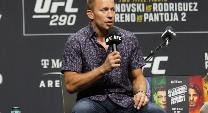 Confiante, Georges St-Pierre indica que venceria Khabib em eventual superluta no UFC