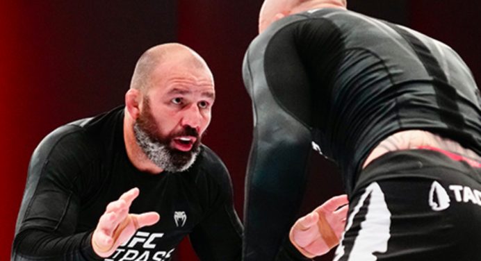 Glover Teixeira abre as portas para realizar novas lutas de grappling