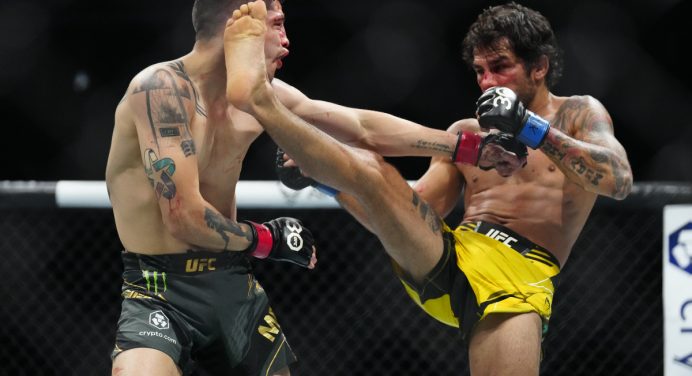 Campeão, Pantoja fatura bônus de R$ 243 mil por ‘Luta da Noite’ do UFC 290