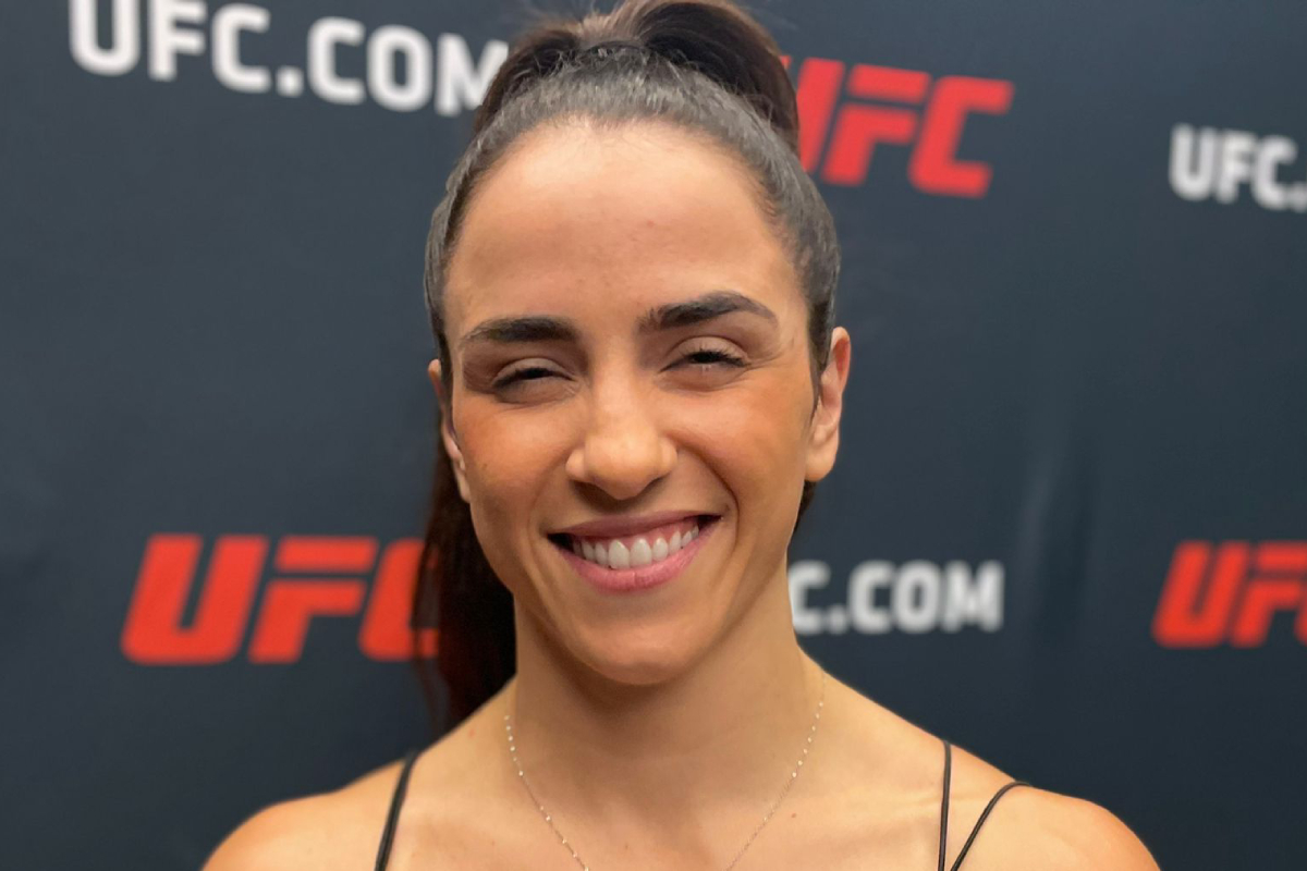 Norma Dumont busca disputar o cinturão do peso-galo e pena do UFC