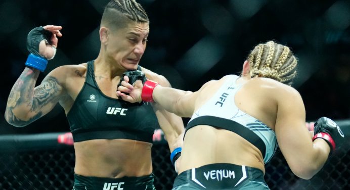 Após 11 meses afastada, Priscila Pedrita é dominada e perde na abertura do UFC 291