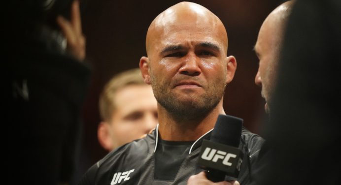 Reconhecimento! Ex-campeão, Robbie Lawler é induzido ao Hall da Fama do UFC