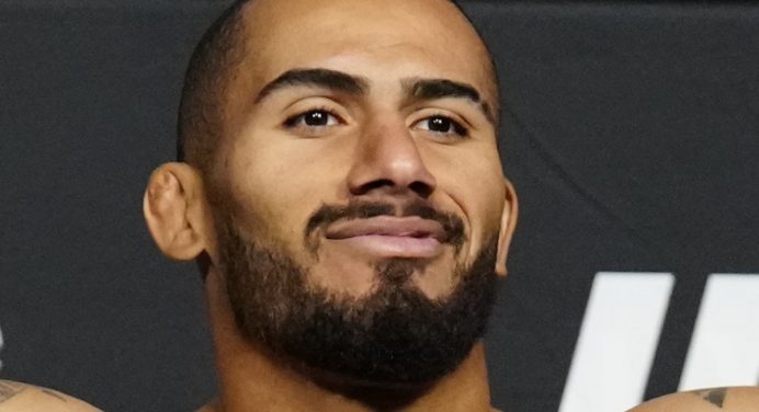 Vitor Petrino promete vitória pela via rápida no UFC Vegas 87: “A porrada vai comer”