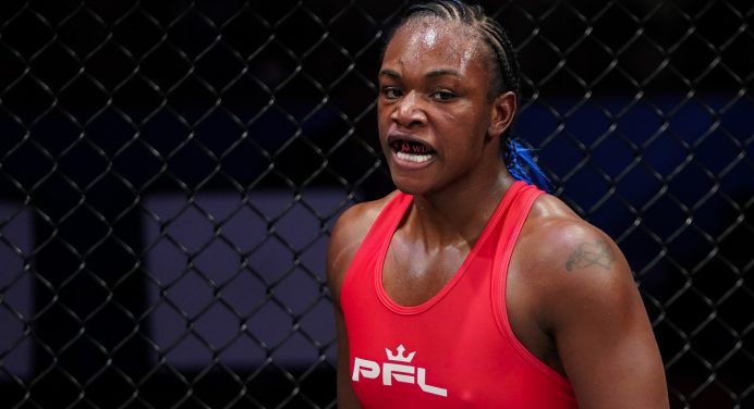 Estrela do boxe, Claressa Shields anuncia o fim de sua aventura no MMA