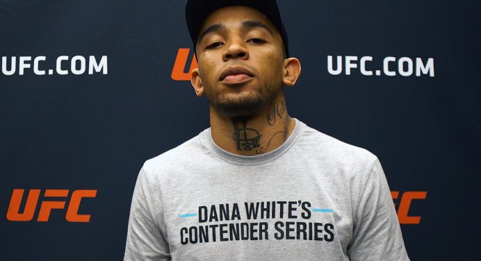 Rival responde Carlos Prates após desafio no UFC: “Cuidado com o que você pede”