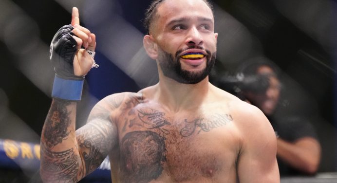 Aperto financeiro! Lutador do UFC revela que mora em trailer: “Tentando sobreviver”