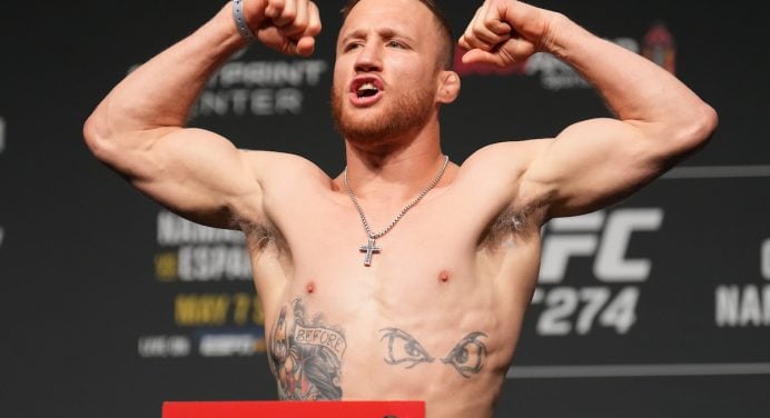 Bruto! Justin Gaethje quebra máquina de soco em disputa com Gilbert Durinho; veja