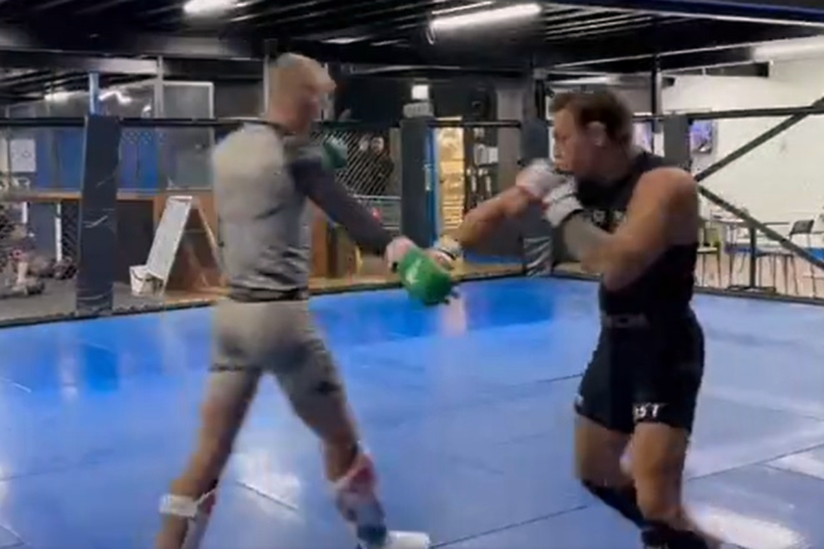 Conor McGregor e Ian Machado Garry representam a Irlanda no MMA