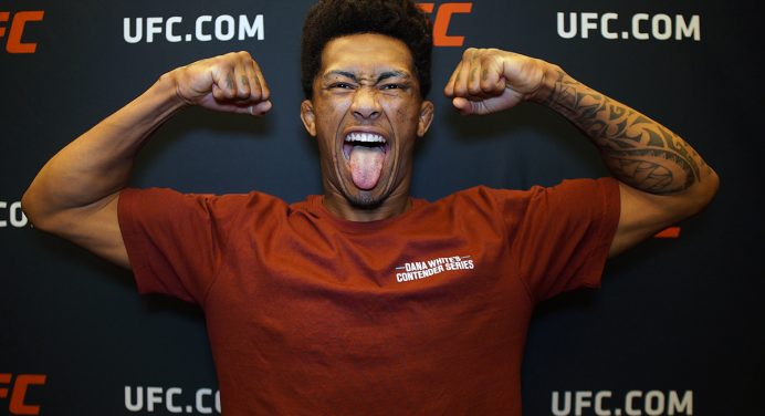 Brasileiro revela inspiração em desenho ‘Naruto’ para se tornar campeão do UFC