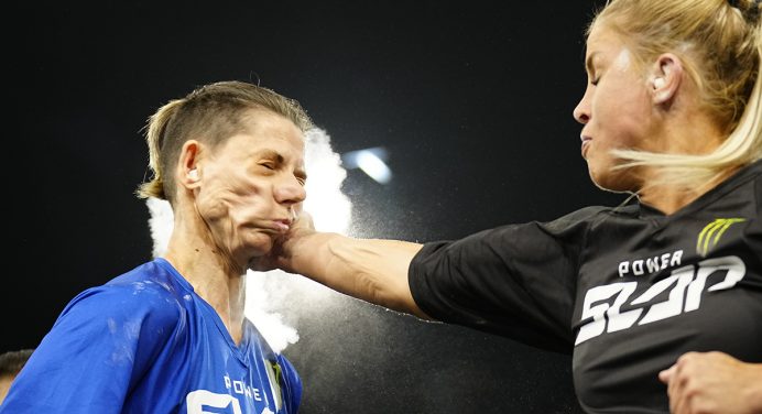 Judoca húngara nocauteia em estreia das mulheres no Power Slap