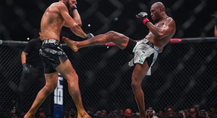 Kamaru Usman expressa interesse em realizar revanche com Khamzat Chimaev