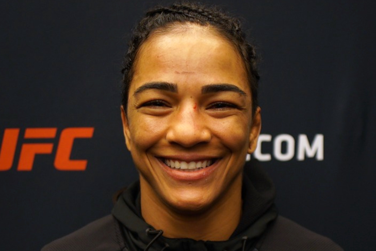 Viviane Araújo integra o peso-mosca do UFC