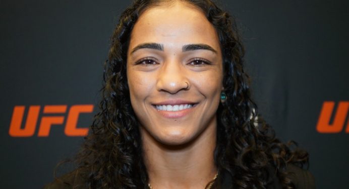 Viviane Araújo sonha com revanche contra campeã Alexa Grasso no UFC