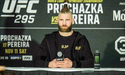 Jiri Prochazka no media day do UFC 295.