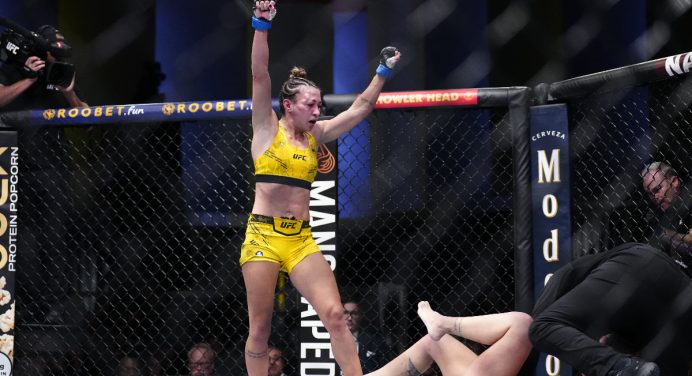 Amanda Ribas nocauteia Luana Pinheiro e vence batalha entre judocas brasileiras no UFC