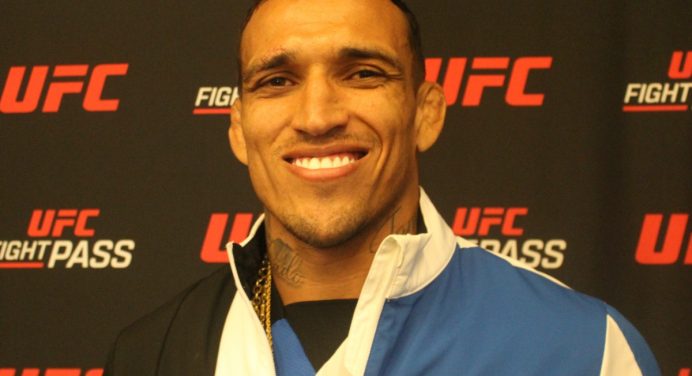 Charles Do Bronxs manda recado para nova geração do MMA brasileiro presente no UFC SP