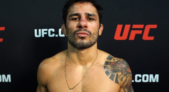 Pedido de Natal! Alexandre Pantoja mira defesa de título do UFC no Brasil