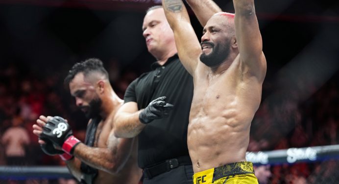 Top 8! Deiveson Figueiredo estreia no ranking dos galos após vitória no UFC Austin