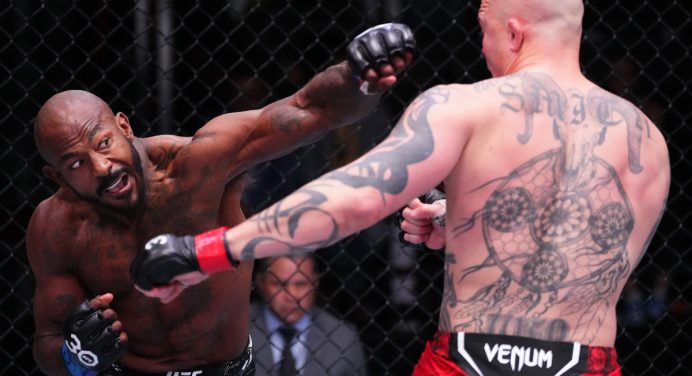 Khalil Rountree Jr nocauteia Anthony Smith e desafia Alex Poatan: “Os fãs amariam”