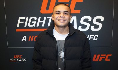 Nikolas Motta posa para fotos após conversar com a reportagem da Ag Fight no UFC Apex