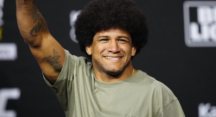 Gilbert Durinho expressa interesse em revanche contra Kamaru Usman no UFC