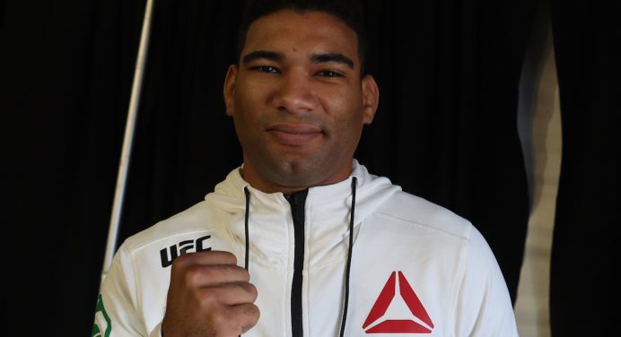 Herbert Burns deixa ‘zica’ para trás e promete voltar ao UFC “com o pé na porta”