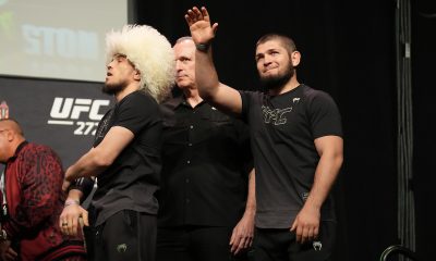 Khabib Nurmagomedov acompanha Umar Nurmagomedov na pesagem do UFC 272.