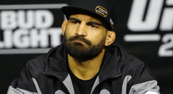 Benoit Saint Denis elogia Moicano às vésperas do UFC Paris: “Tipo de luta que me anima”