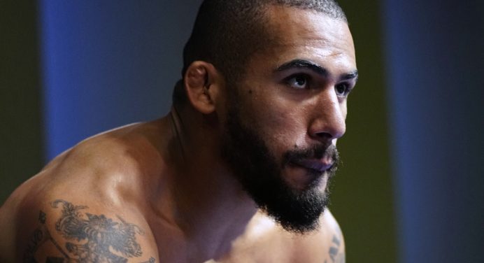 Petrino promete dar a volta por cima no UFC em 2025: “Pronto para trabalhar e me divertir”