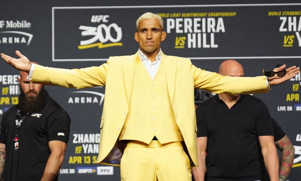 Charles Do Bronxs foi ovacionado pelos fãs na coletiva do UFC 300.