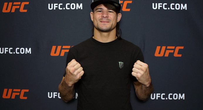 Brasil, México e EUA! Diego Lopes admite atenção especial ao público americano no UFC 300