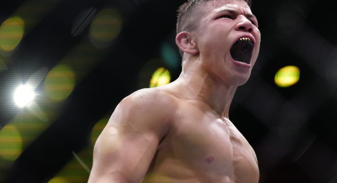 Chance de ouro! Jean Matsumoto substitui ex-campeão e encara Rob Font no UFC Seattle