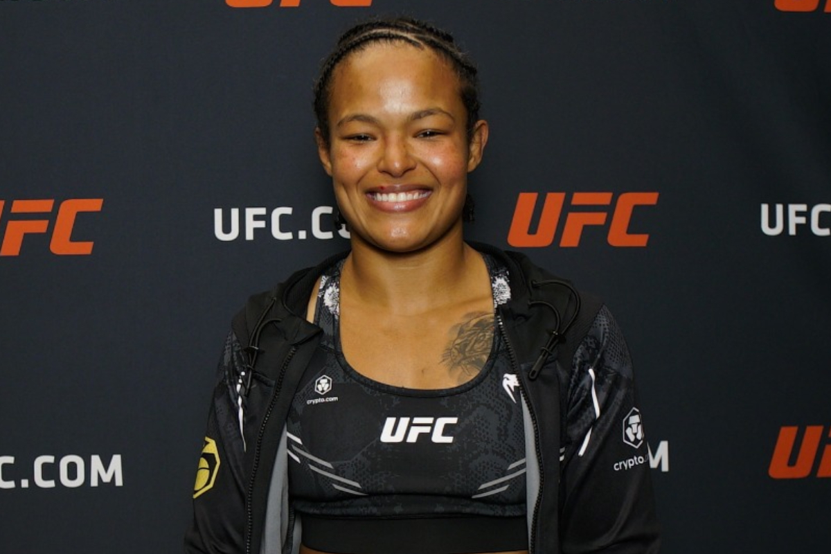 Karine Killer conquistou a quarta vitória consecutiva no UFC.