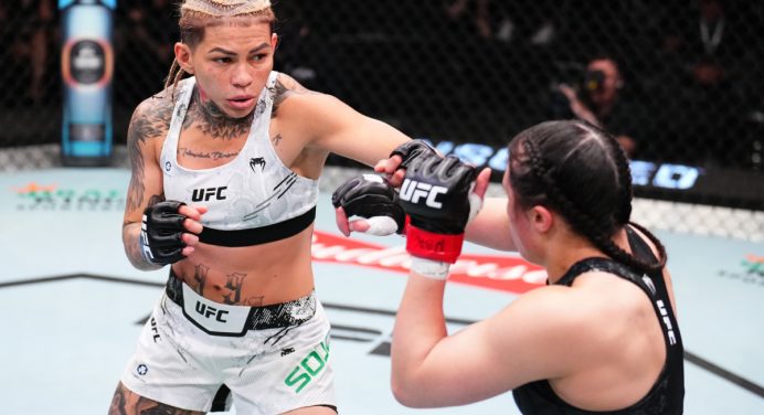 Ketlen Esquentadinha supera americana e conquista primeira vitória no UFC