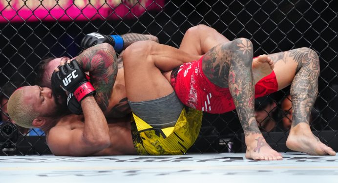 Garbrandt alega que vertigem influenciou na derrota para Deiveson no UFC 300