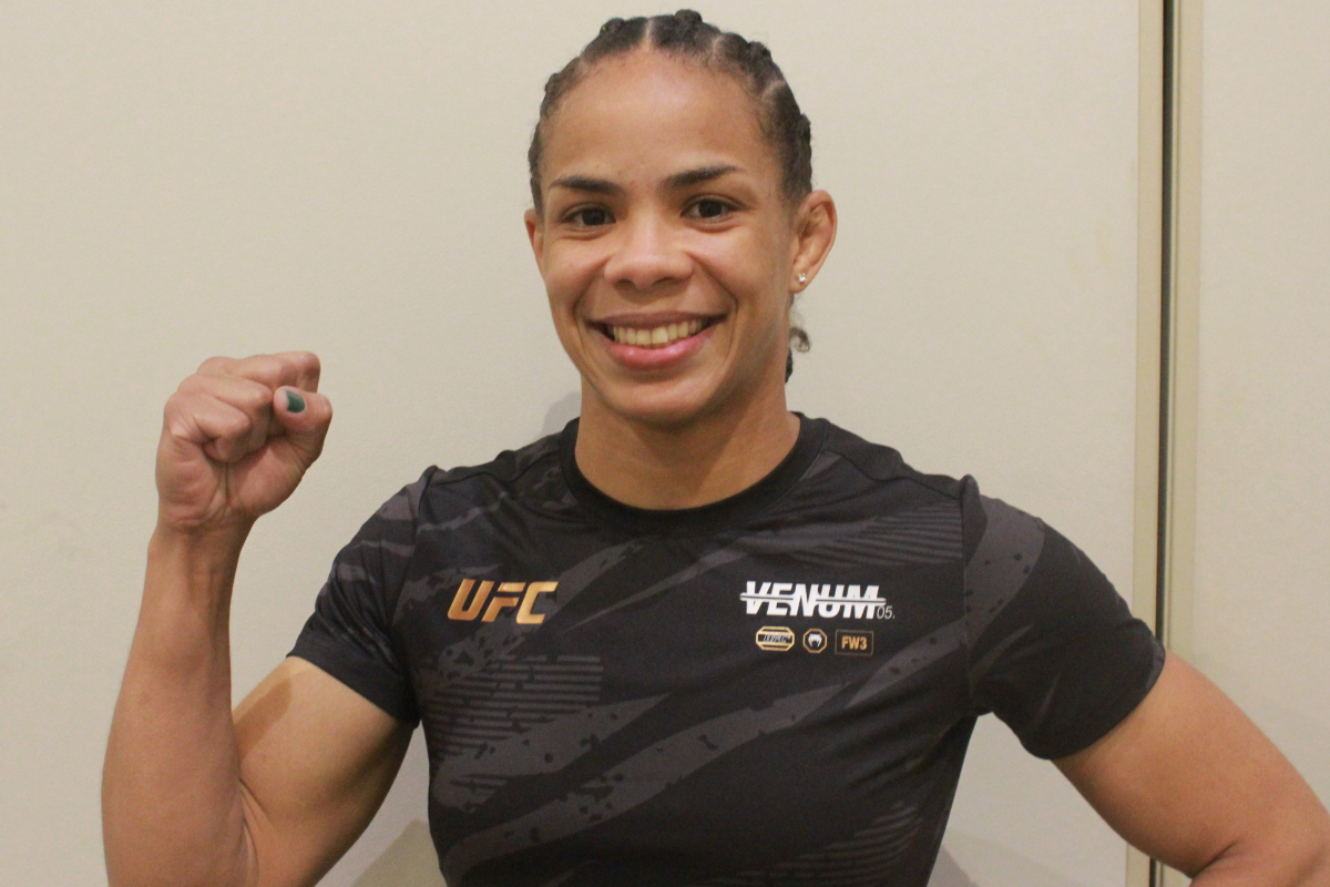 Estreante, Dione Barbosa busca seguir os passos de Cyborg para repetir sucesso no UFC