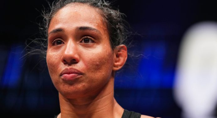 PFL: Liz Carmouche falha na balança e perde um ponto antes de semifinal contra Taila Santos