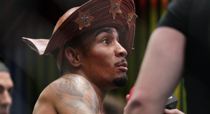 André Mascote explica trabalho nas redes sociais para alavancar carreira: “Investir em mim”