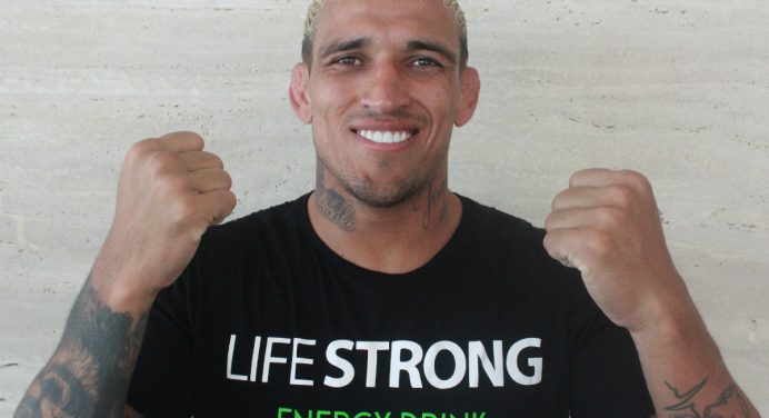 Charles Do Bronxs indica data de retorno ao UFC e crava: “O campeão ainda tem nome”