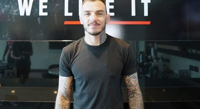 Irreverente, Renato Moicano brinca às vésperas de evento de grappling: “Não sei as regras”