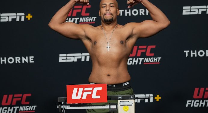 Rodrigo Zé Colmeia vence a balança e confirma primeira luta principal no UFC St Louis