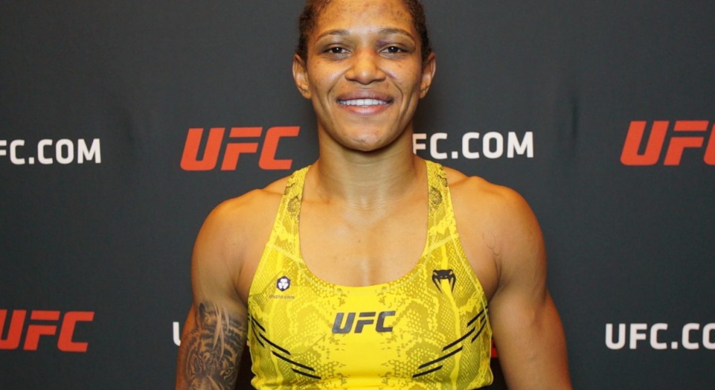 Gabriella Fernandes fatura bônus de R$ 290 mil por Performance da Noite no UFC Macau