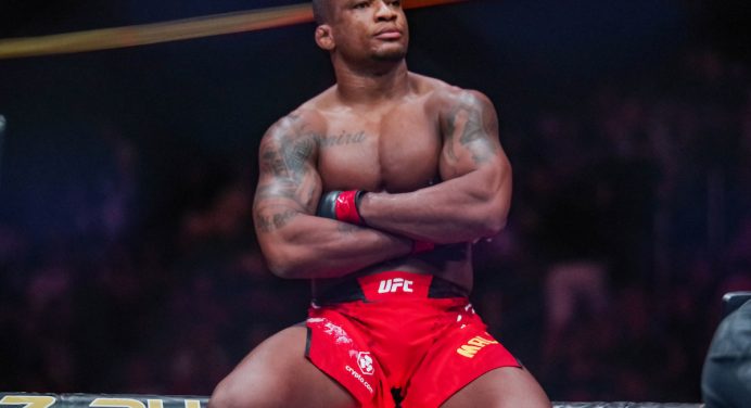 Com impasse de Jon Jones, Malhadinho se oferece para encarar Aspinall pelo cinturão